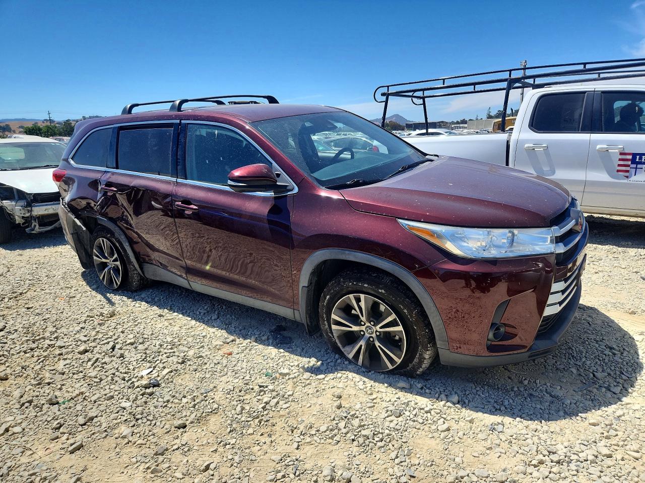 2019 TOYOTA HIGHLANDER LE — снимка 4