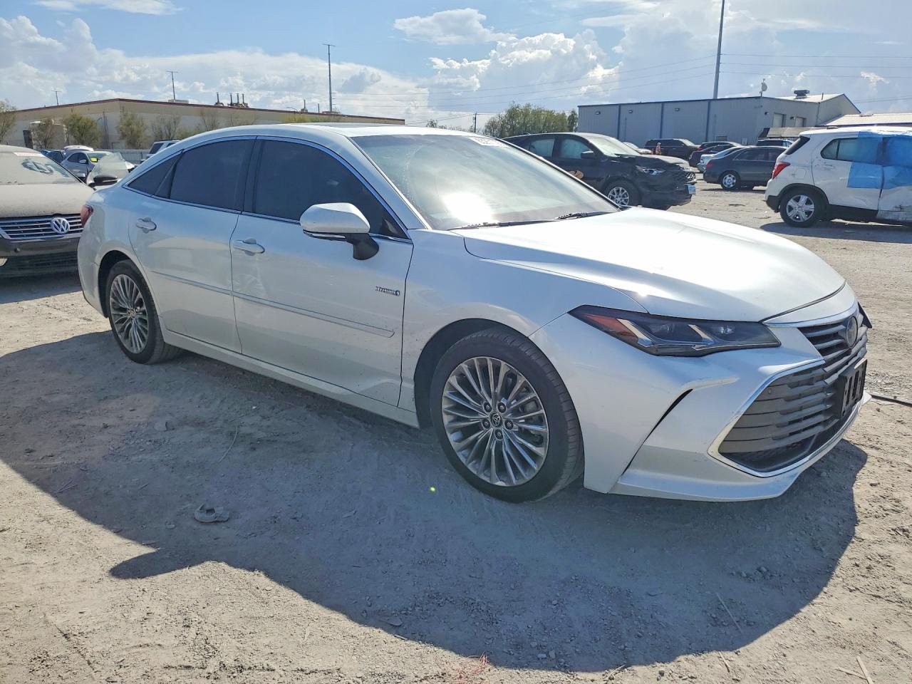 2020 TOYOTA AVALON LIMITED — снимка 4