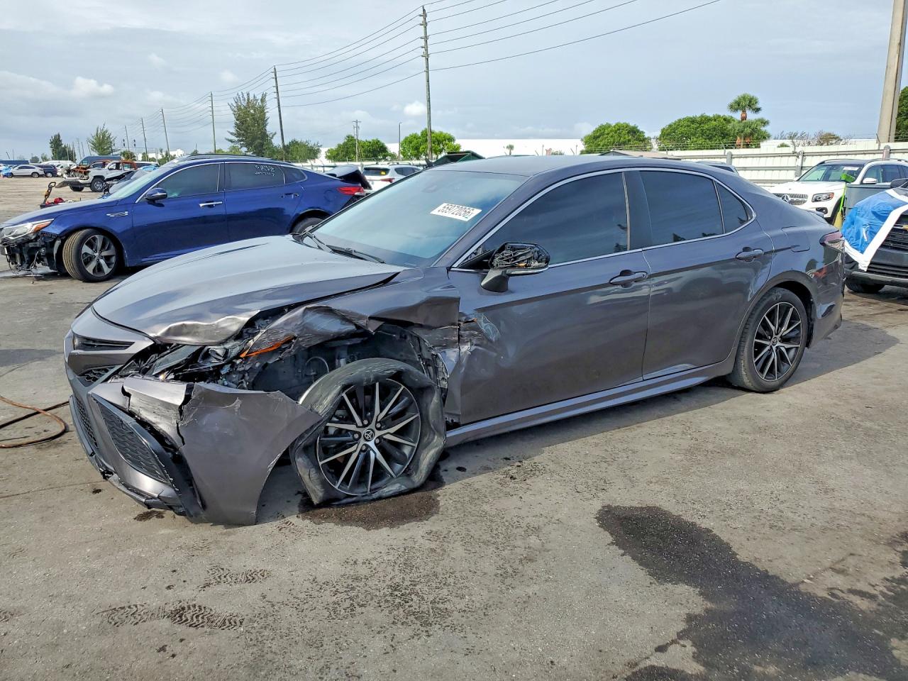 2023 TOYOTA CAMRY SE