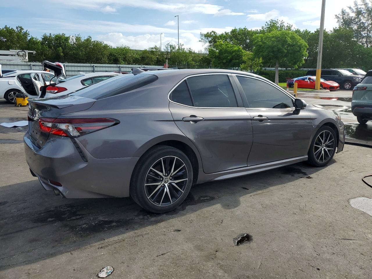 2023 TOYOTA CAMRY SE — снимка 3