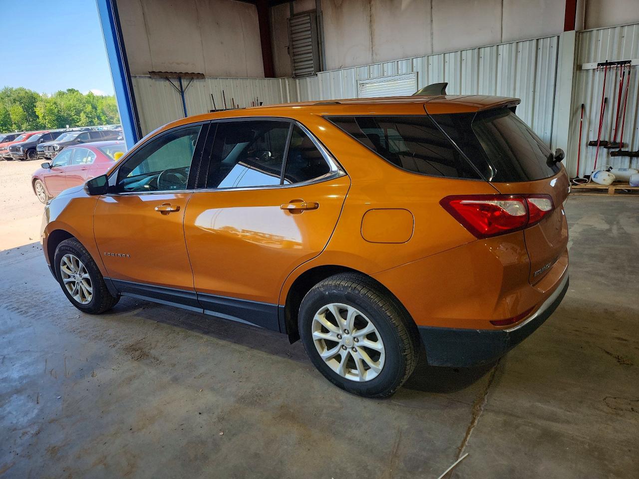 2019 CHEVROLET EQUINOX LT — снимка 2