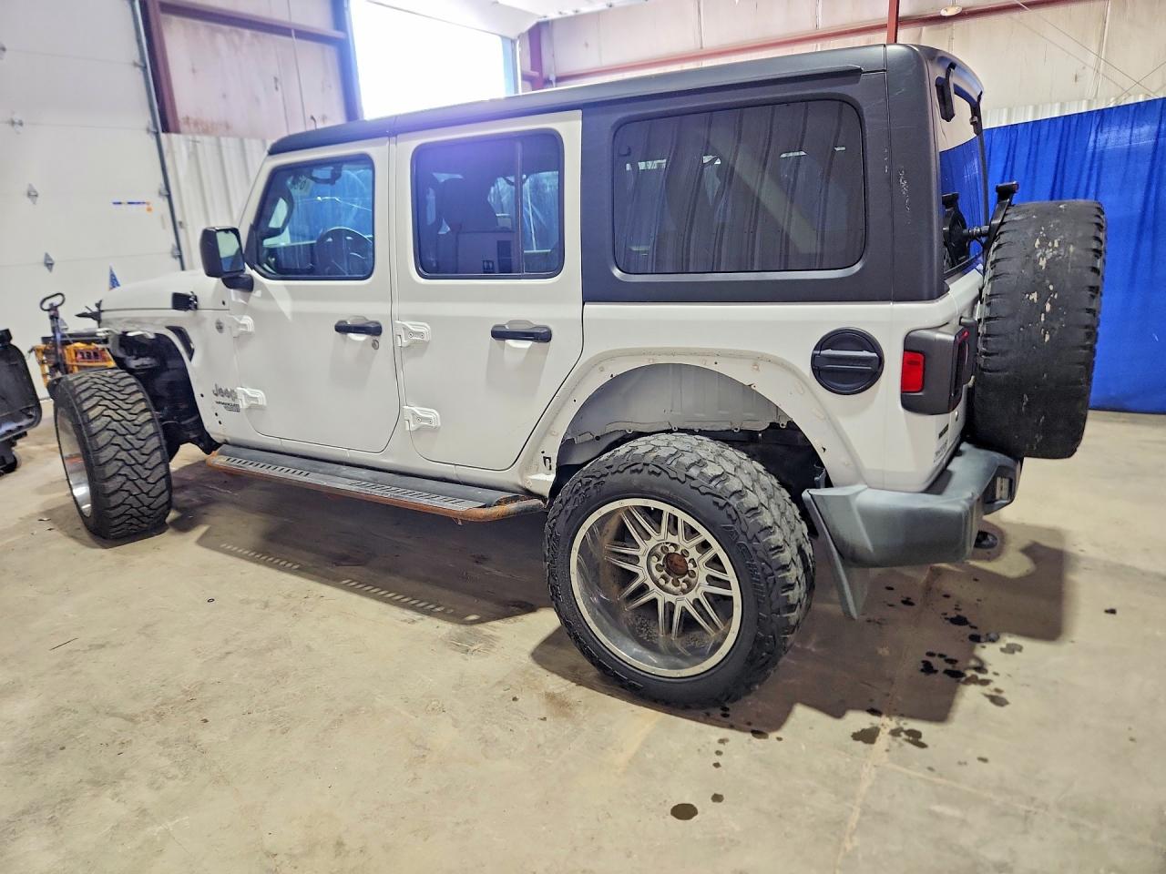 2020 JEEP WRANGLER UNLIMITED SPORT — снимка 2