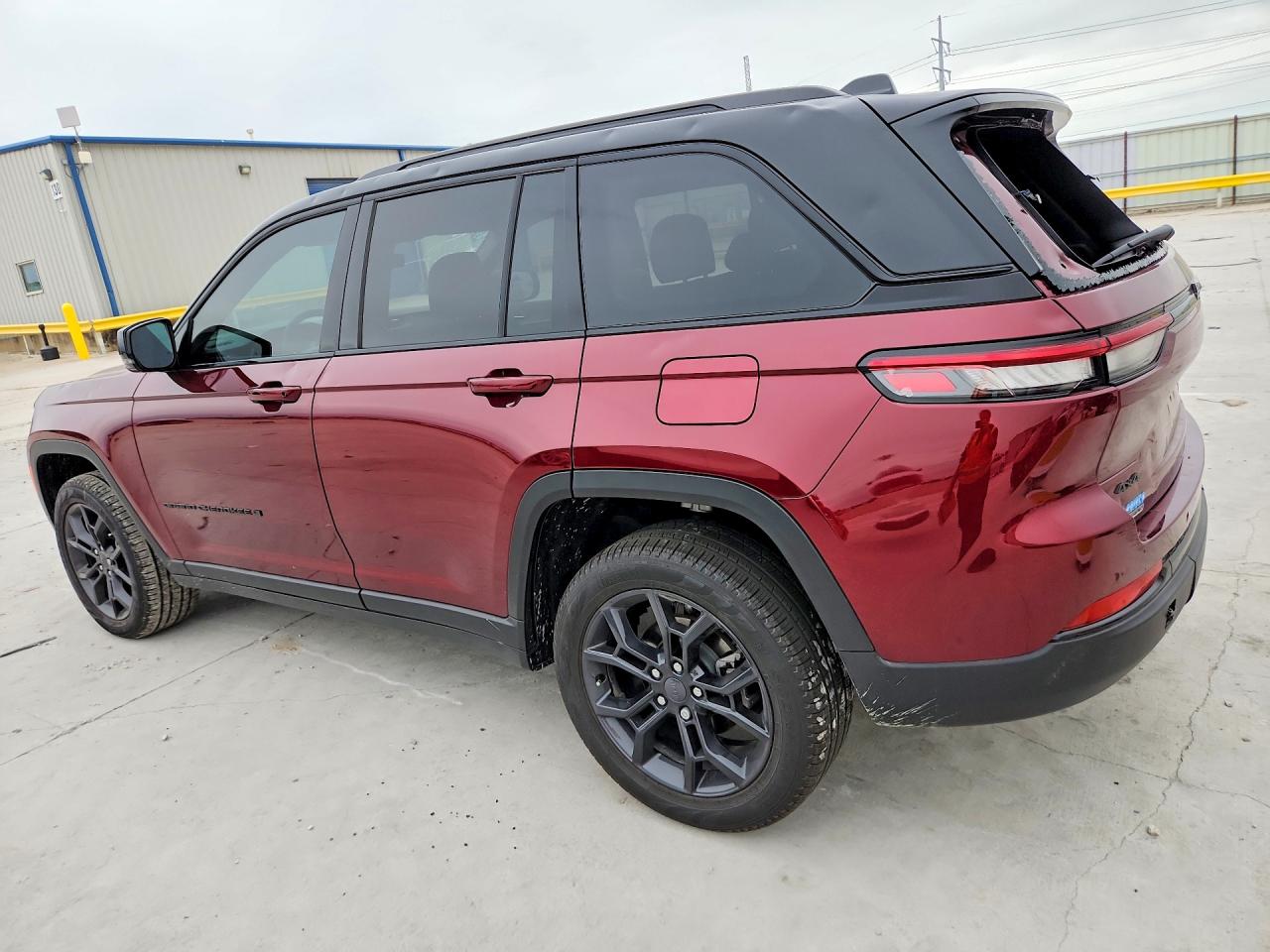 2025 JEEP GRAND CHEROKEE LIMITED — снимка 2