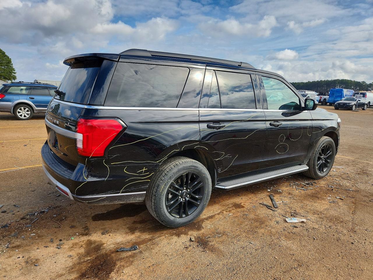 2023 FORD EXPEDITION XLT — снимка 3