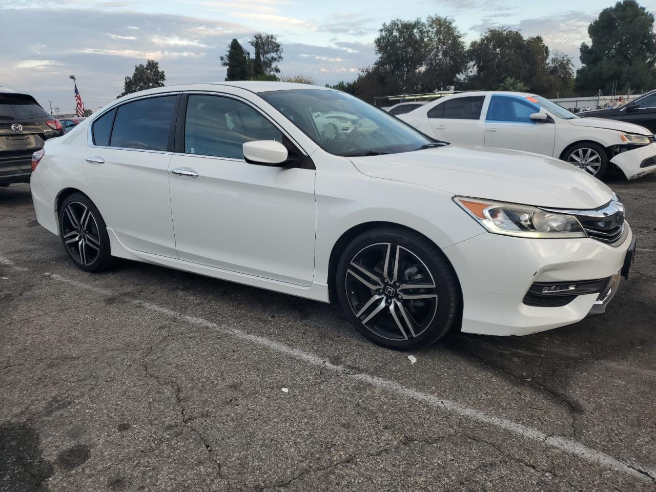 2017 HONDA ACCORD SPORT — снимка 4