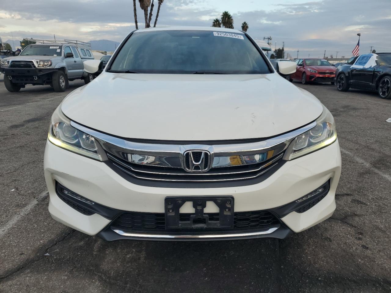 2017 HONDA ACCORD SPORT — снимка 5