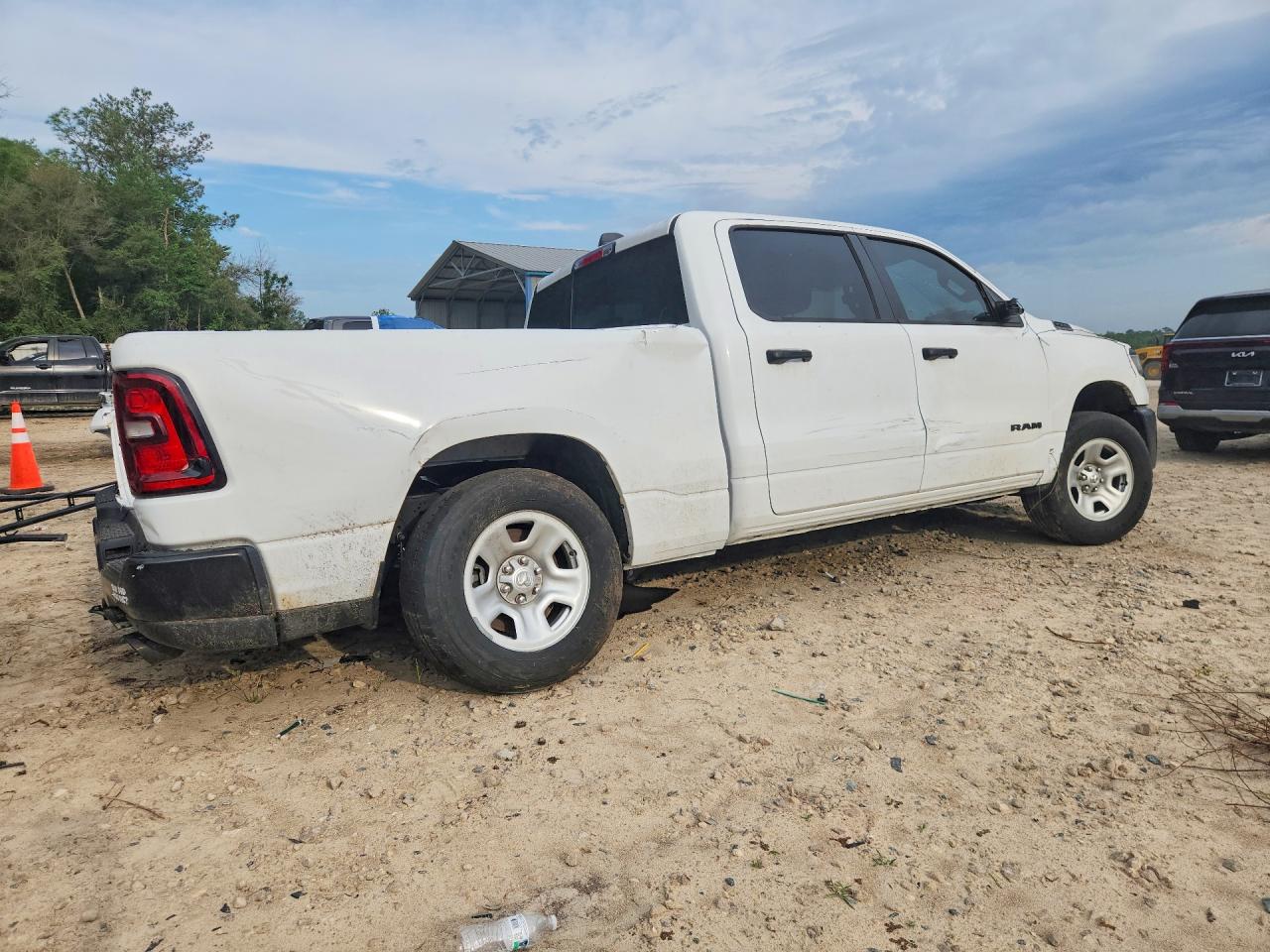 2025 RAM 1500 TRADESMAN — снимка 3