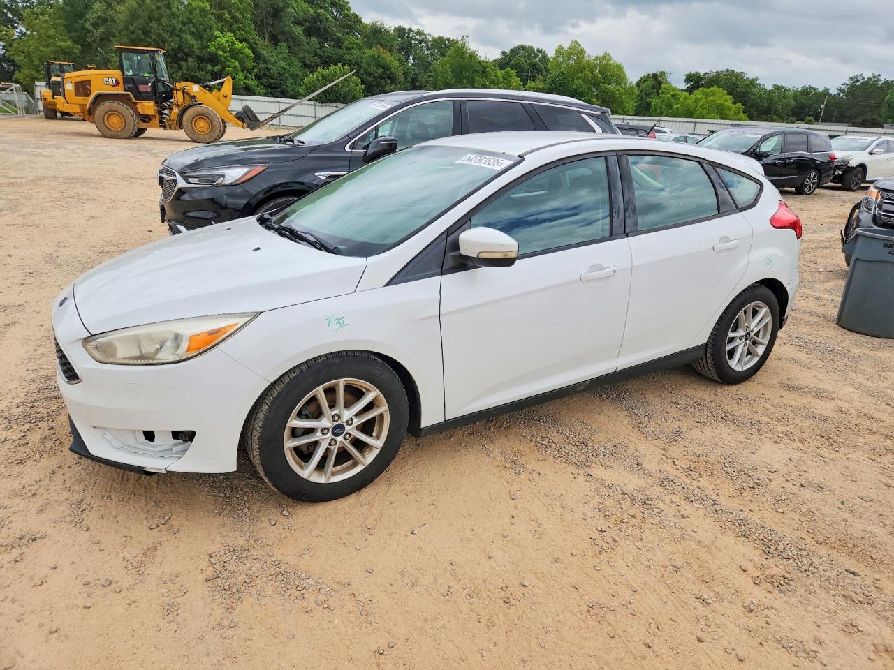 2015 FORD FOCUS SE