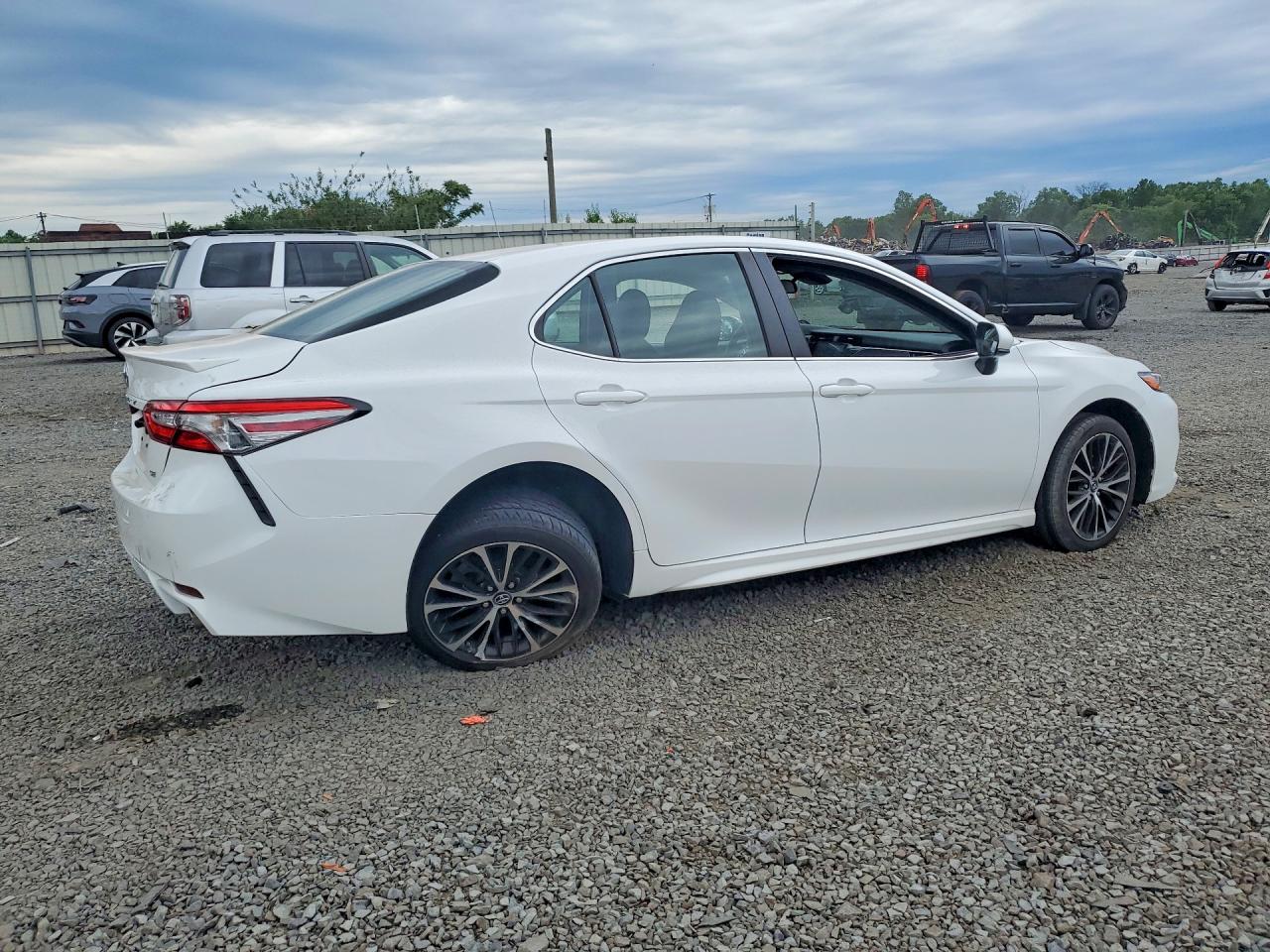 2018 TOYOTA CAMRY — снимка 3