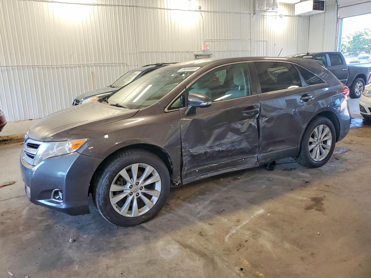 2015 TOYOTA VENZA LE