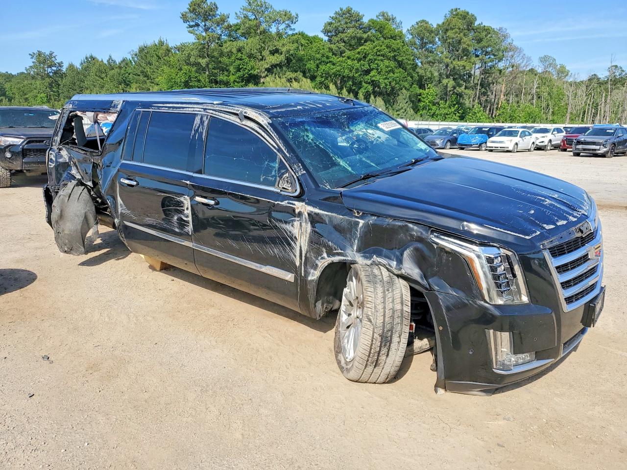2017 CADILLAC ESCALADE ESV LUXURY — снимка 4
