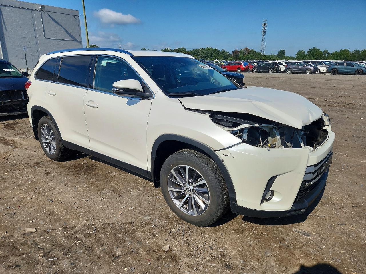 2019 TOYOTA HIGHLANDER XLE — снимка 4