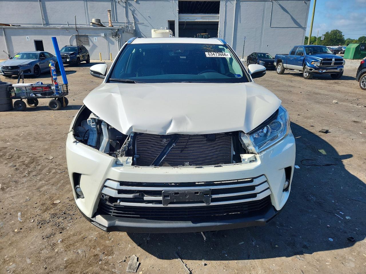 2019 TOYOTA HIGHLANDER XLE — снимка 5