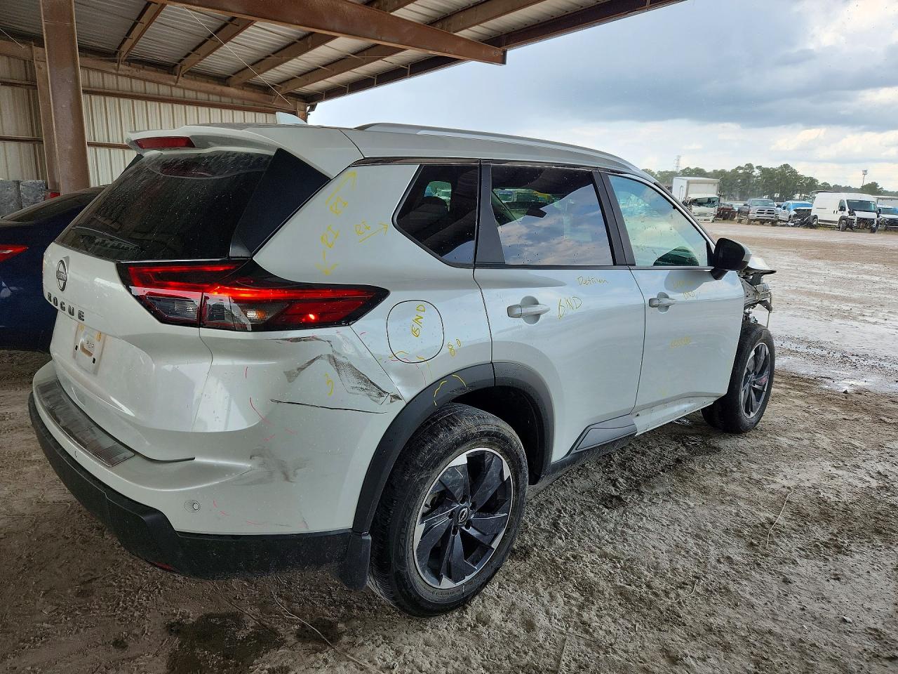 2025 NISSAN ROGUE SV — снимка 3