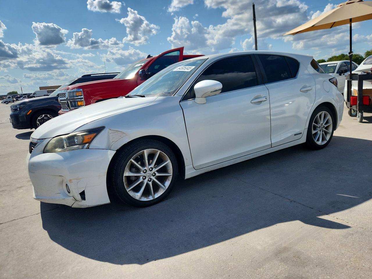 2013 LEXUS CT 200