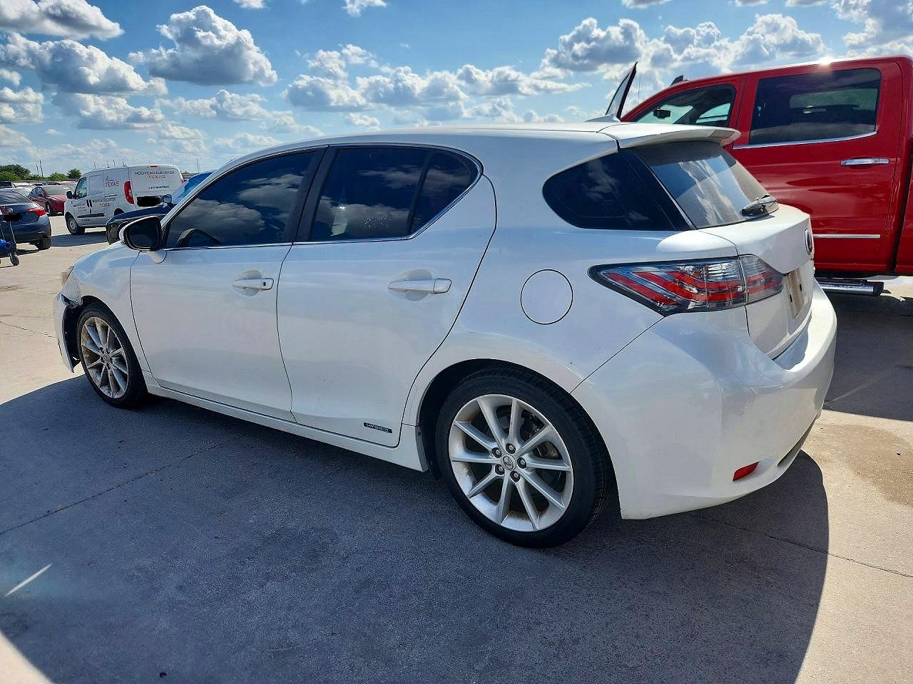 2013 LEXUS CT 200 — снимка 2