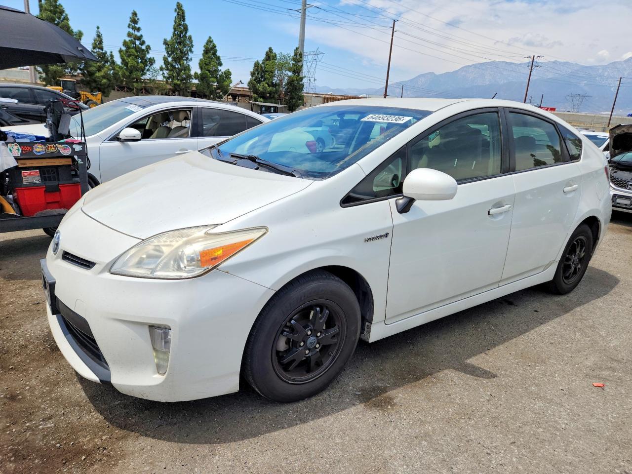 2015 TOYOTA PRIUS TWO