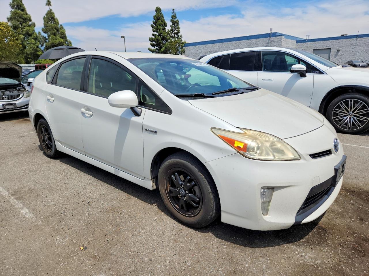 2015 TOYOTA PRIUS TWO — снимка 4