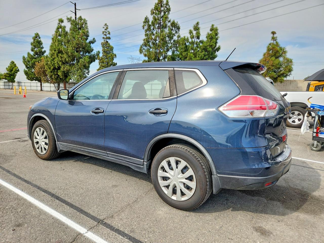 2016 NISSAN ROGUE S — снимка 2