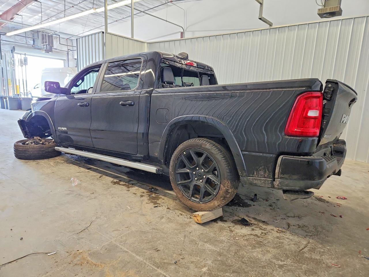2026 RAM 1500 LARAMIE — снимка 2
