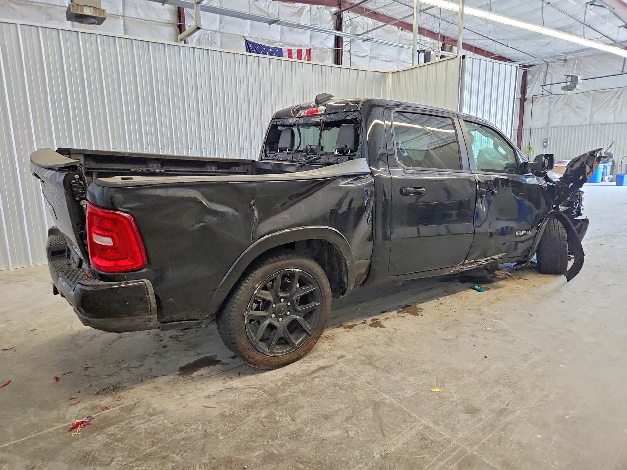 2026 RAM 1500 LARAMIE — снимка 3