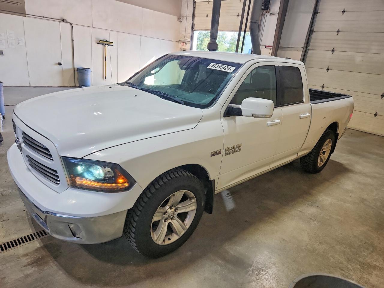 2016 RAM 1500 SPORT