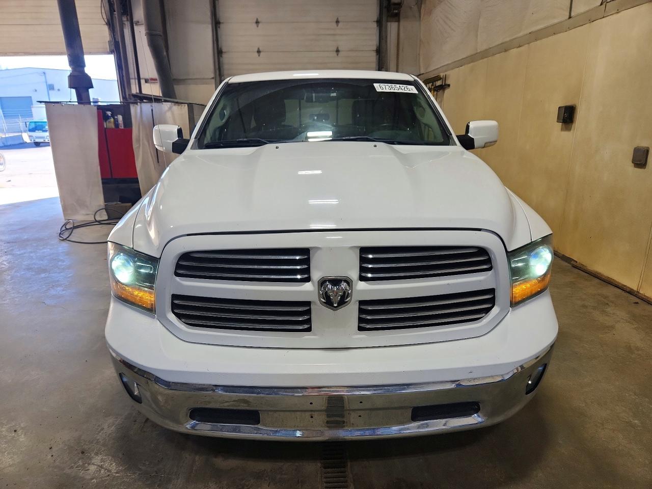 2016 RAM 1500 SPORT — снимка 5
