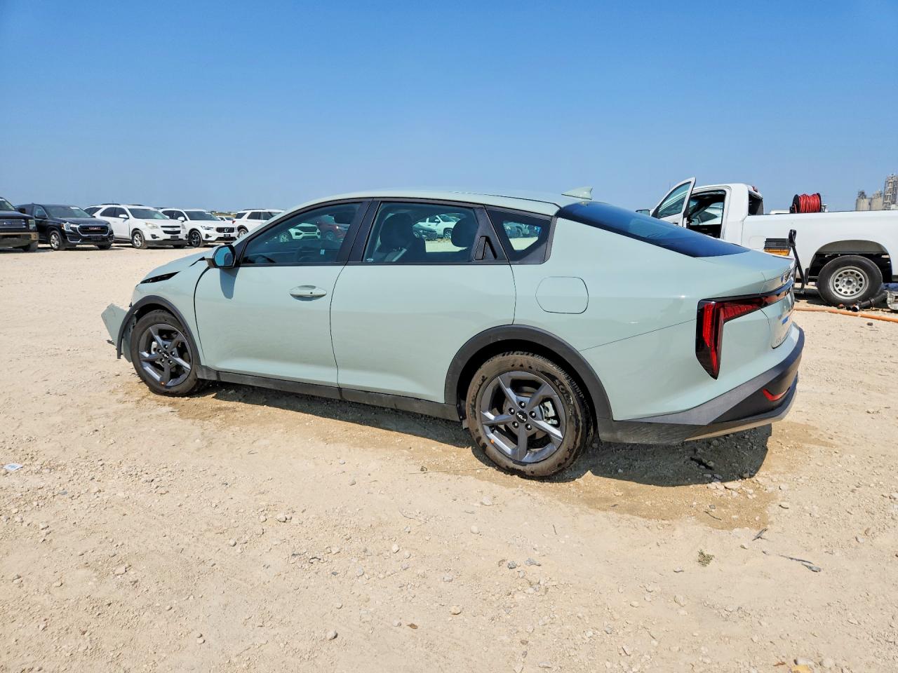 2026 KIA K4 LXS — снимка 2