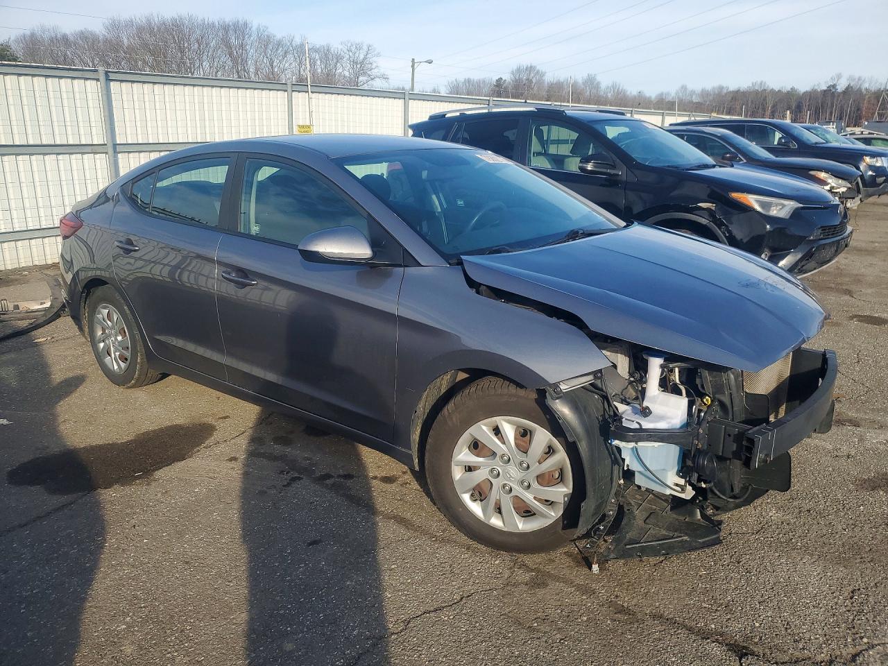 2019 HYUNDAI ELANTRA 4D — снимка 4