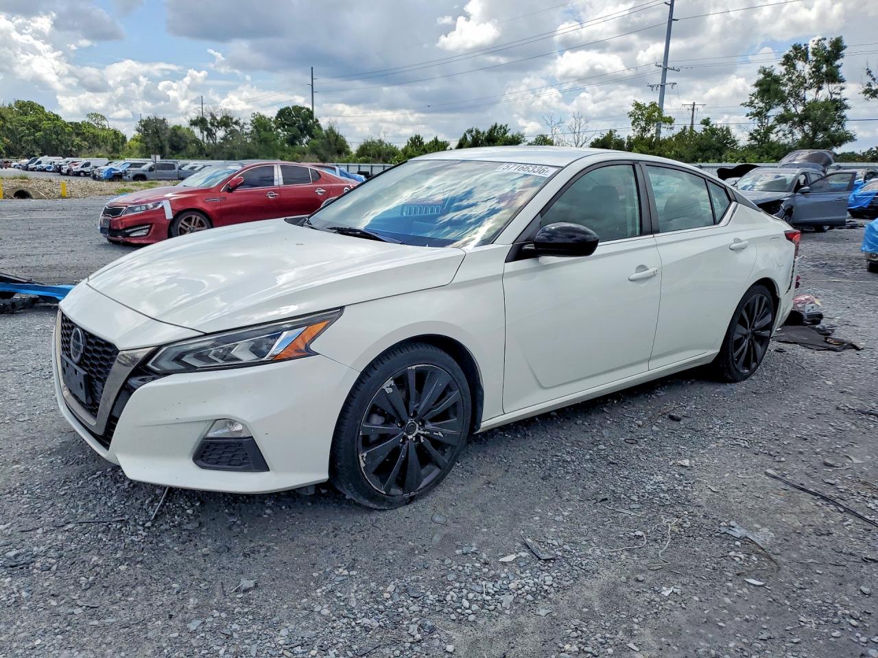 2019 NISSAN ALTIMA SR