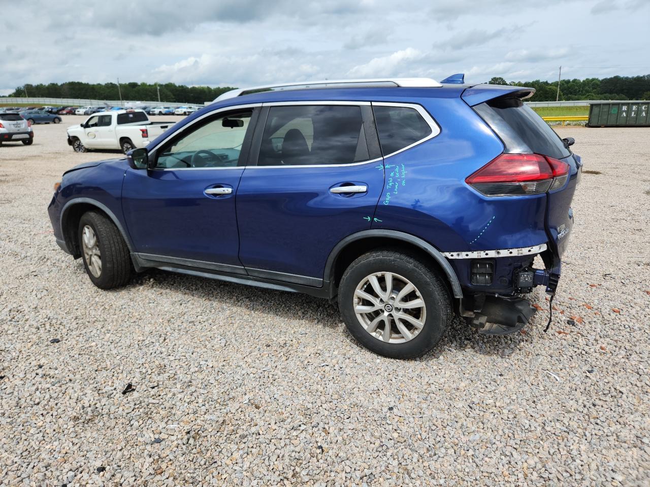 2018 NISSAN ROGUE SV — снимка 2