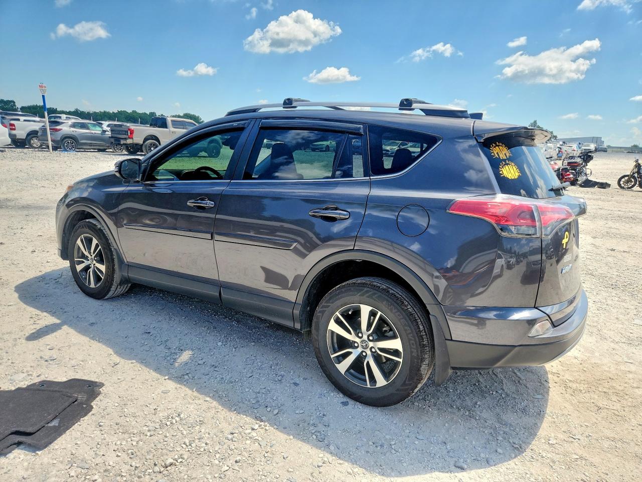 2017 TOYOTA RAV4 XLE — снимка 2