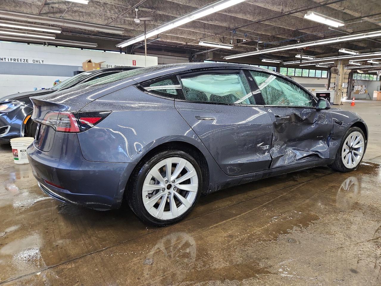 2022 TESLA MODEL 3 — снимка 3
