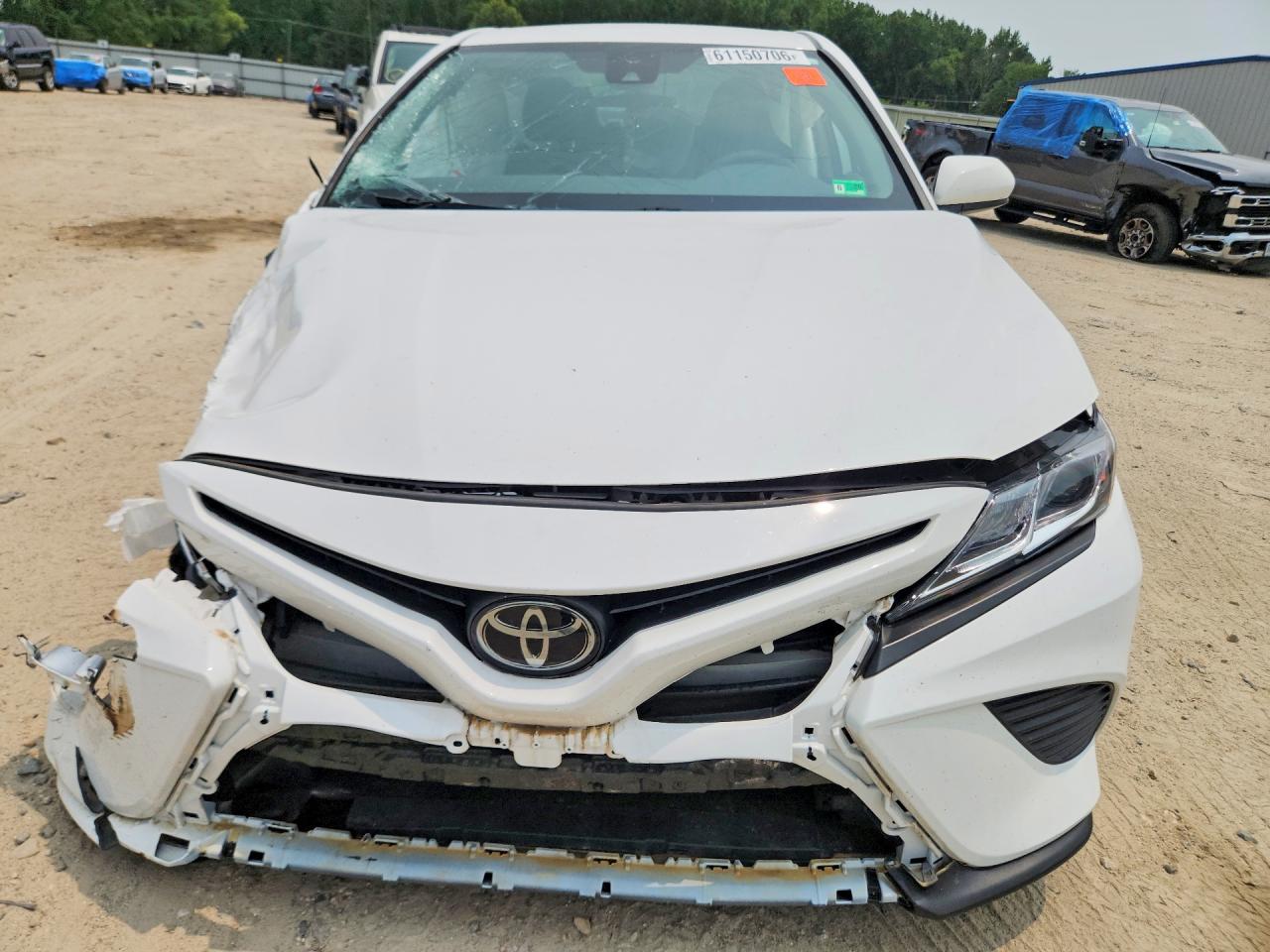 2020 TOYOTA CAMRY SE — снимка 5