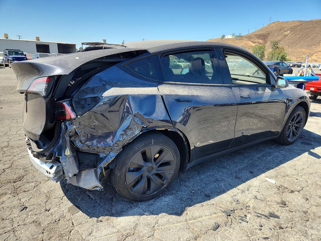 2024 TESLA MODEL Y — снимка 3