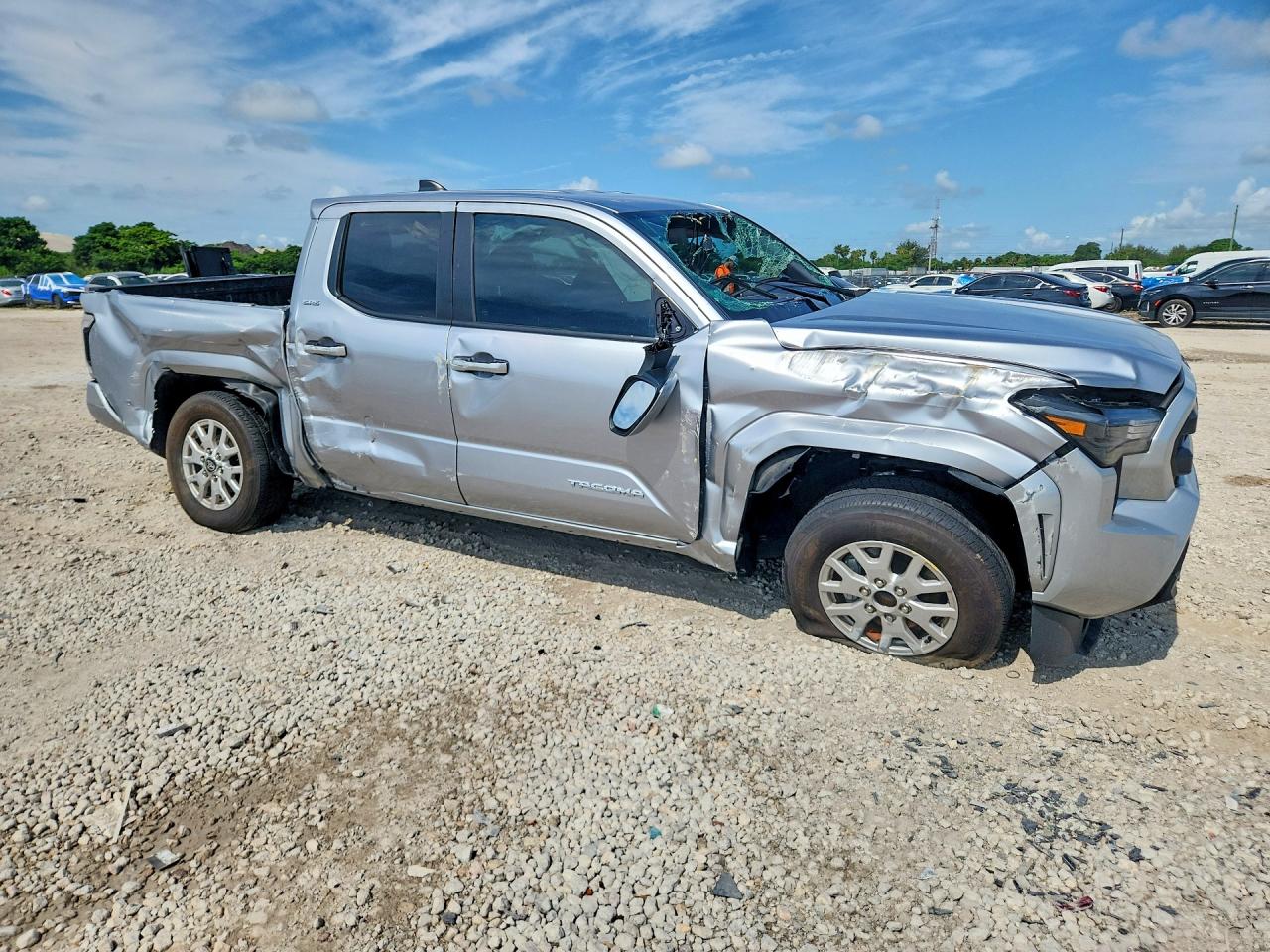 2025 TOYOTA TACOMA SR5 — снимка 4