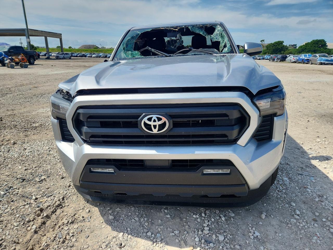 2025 TOYOTA TACOMA SR5 — снимка 5