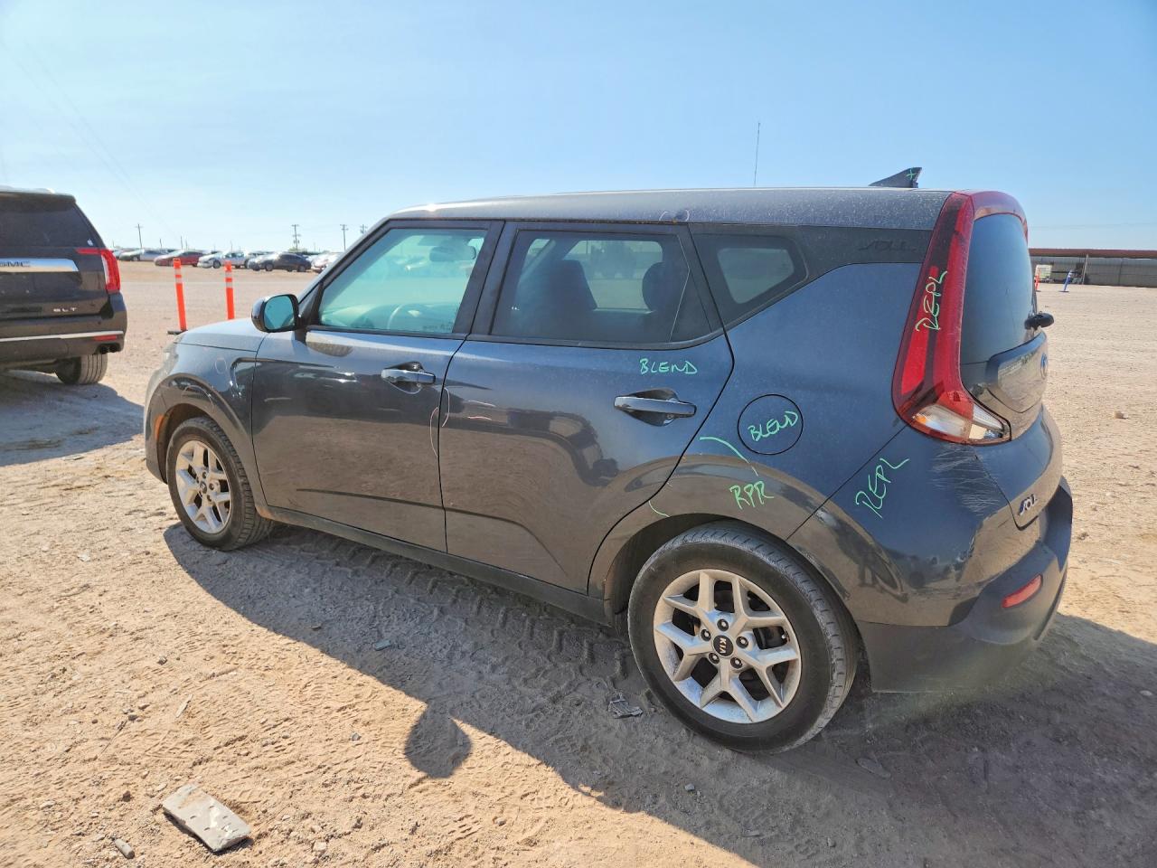 2021 KIA SOUL S — снимка 2