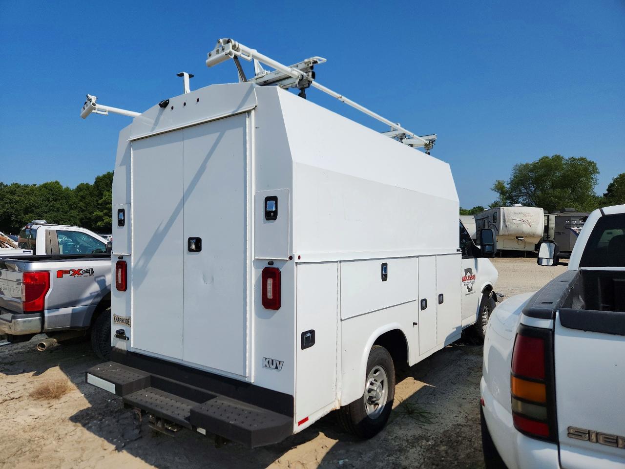 2021 CHEVROLET EXPRESS G3500 — снимка 3