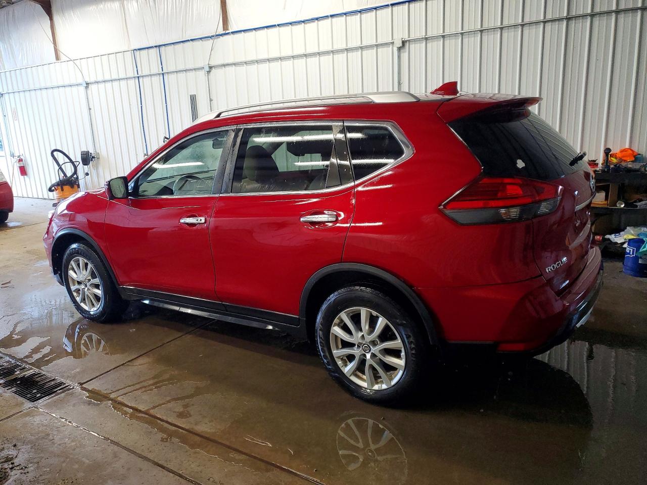 2017 NISSAN ROGUE SV — снимка 2