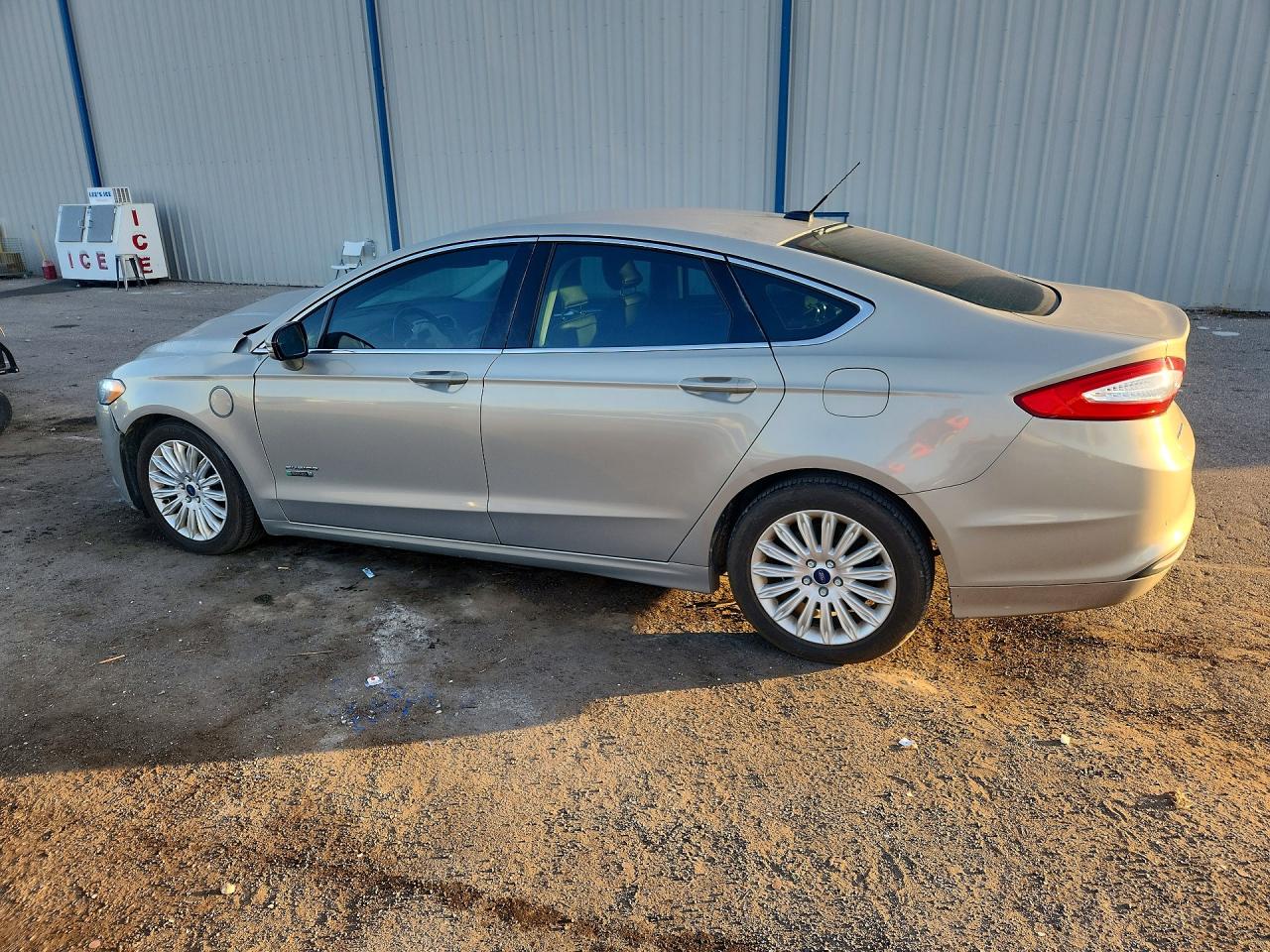 2016 FORD FUSION SE PHEV — снимка 2