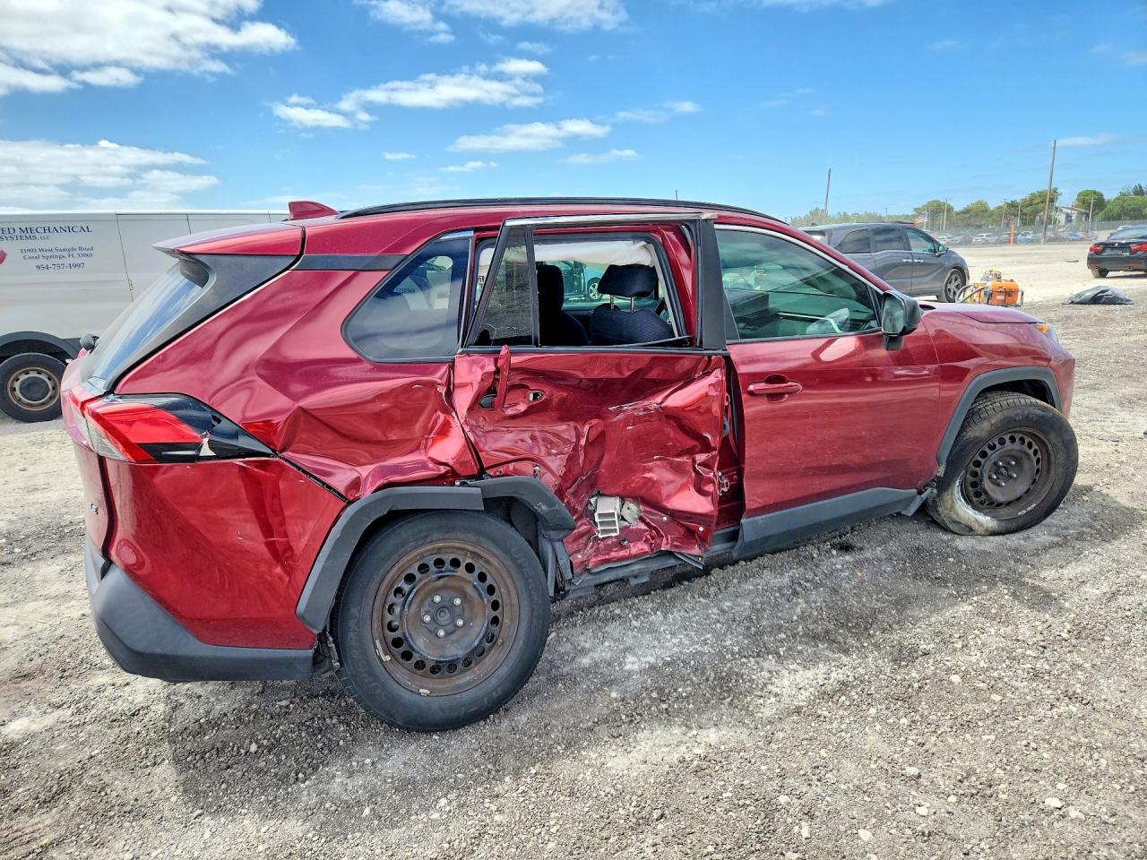 2019 TOYOTA RAV4 LE — снимка 3