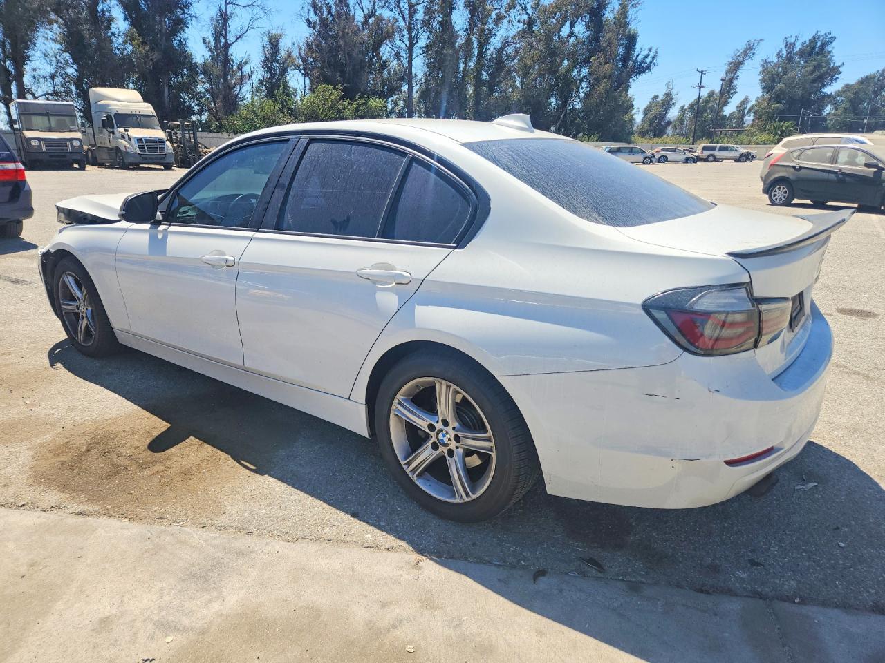 2013 BMW 328 I SULEV — снимка 2