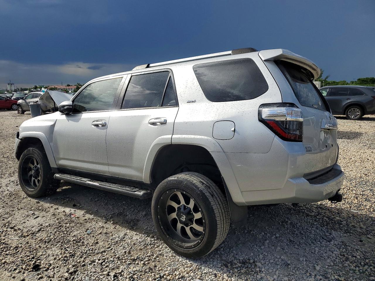 2023 TOYOTA 4RUNNER SR5 PREMIUM — снимка 2