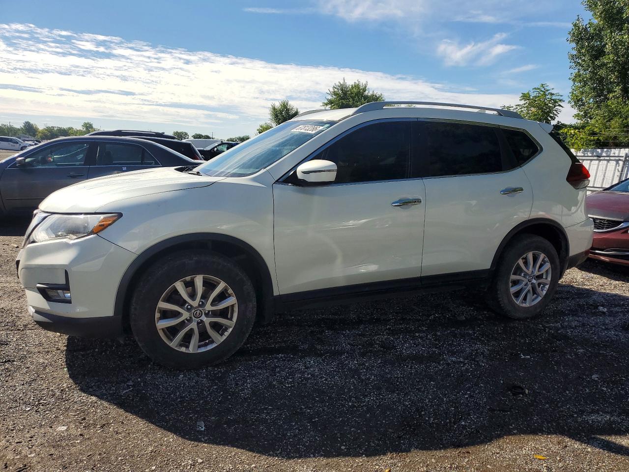 2019 NISSAN ROGUE S