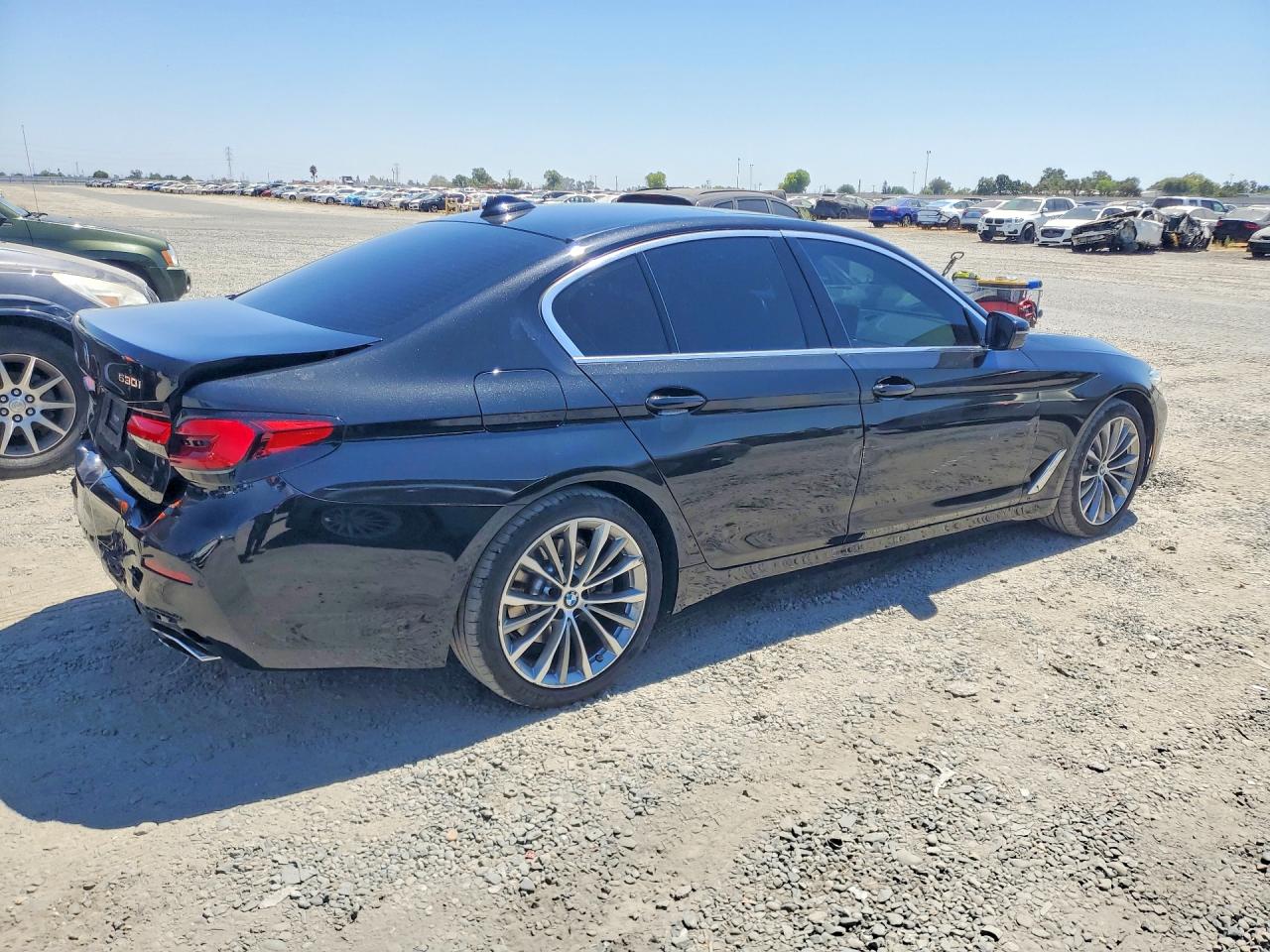 2021 BMW 530 I — снимка 3