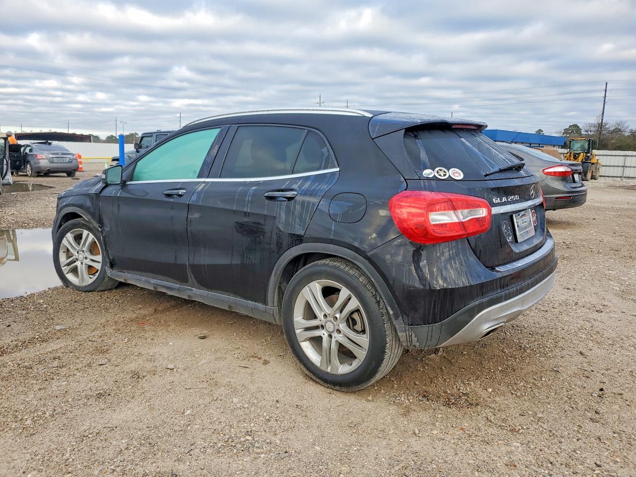2017 MERCEDES-BENZ GLA 250 — снимка 2