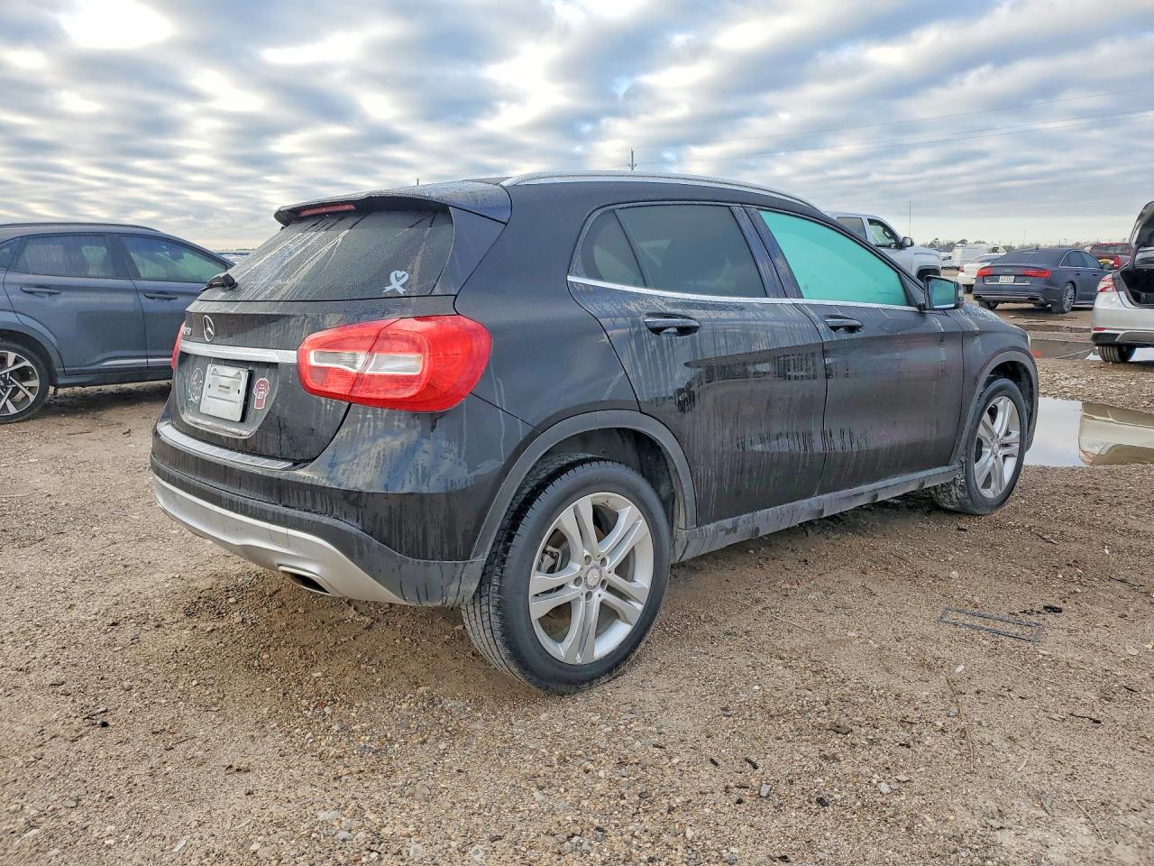 2017 MERCEDES-BENZ GLA 250 — снимка 3