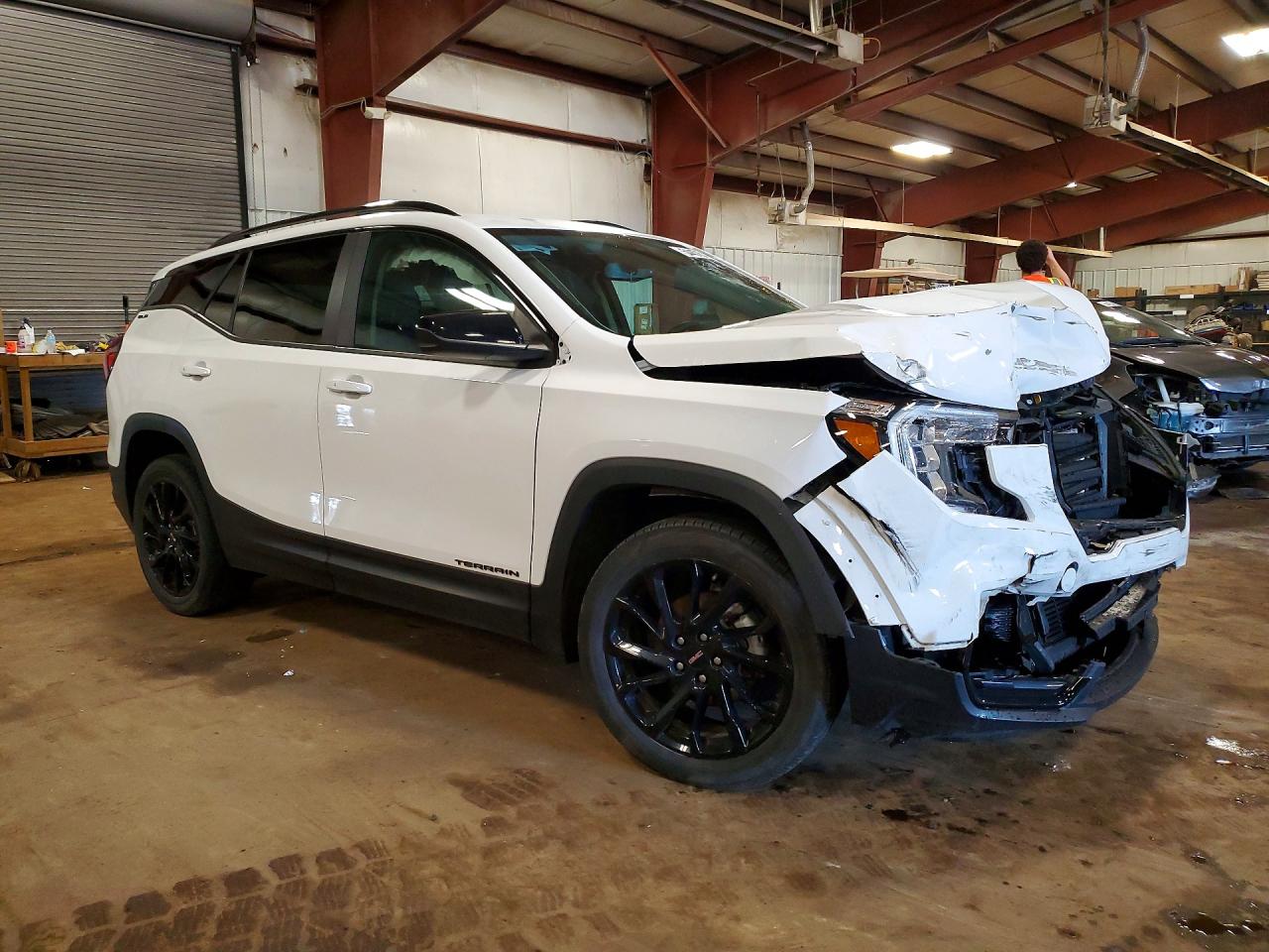 2024 GMC TERRAIN SLE — снимка 4