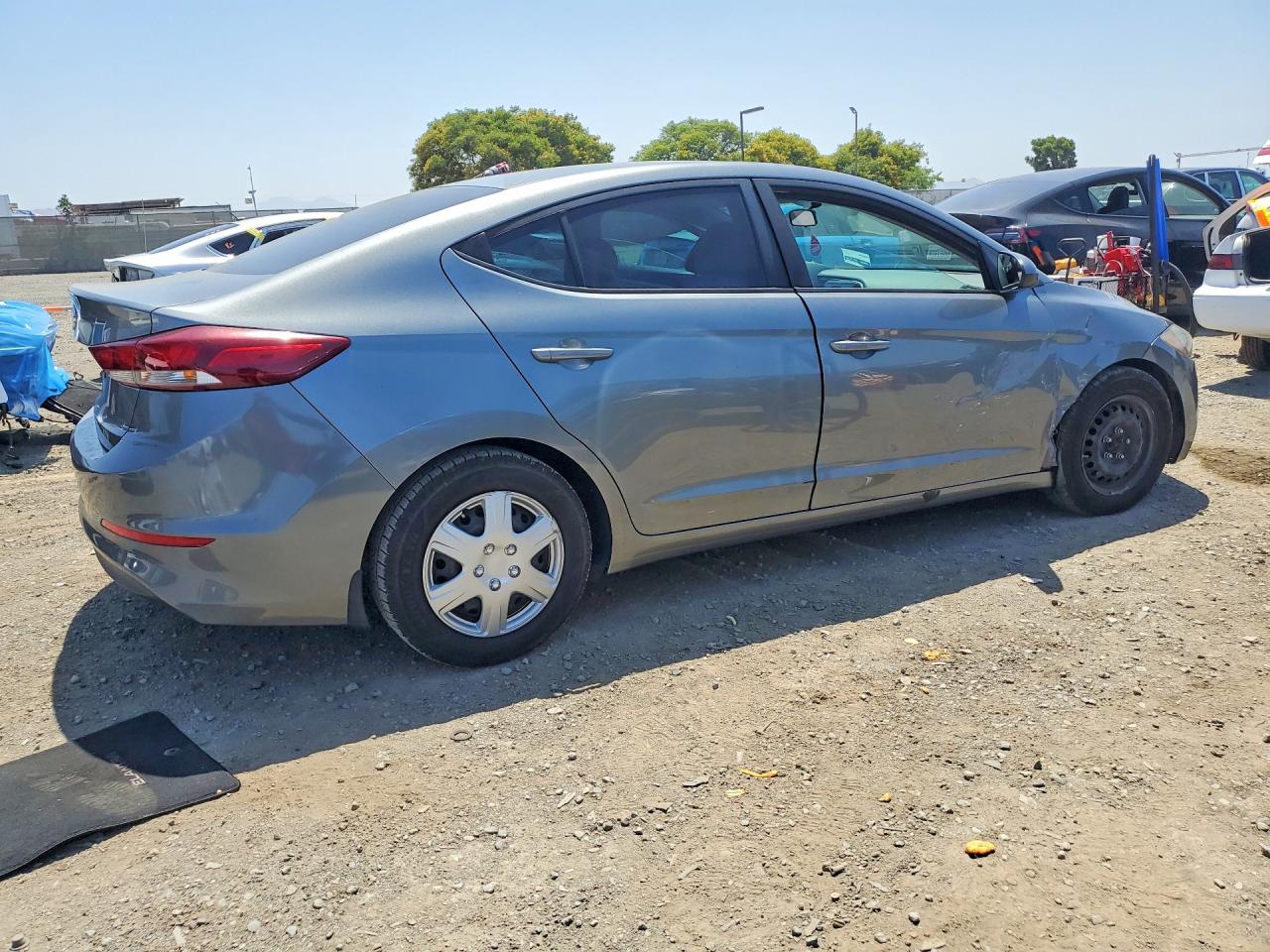 2018 HYUNDAI ELANTRA SE — снимка 3